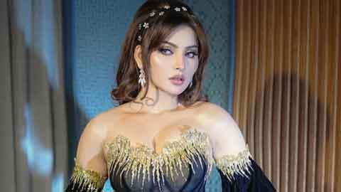 Urvashi Rautela Breaks Down on Flight While Escaping Kuwait Amid Middle East Tensions!