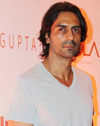 Arjun Rampal at Absolut Elyx Party by Sanjay Gupta