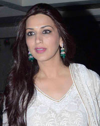 Sonali Bendre at Amitabh Bachchan Diwali Party