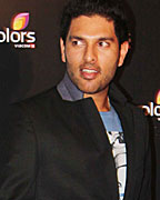 Yuvraj Singh at Colors IAA Leadership Awards and Bash