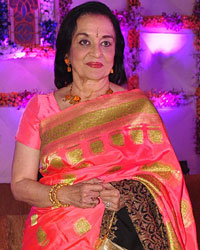 Asha Parekh Asha Parekh
