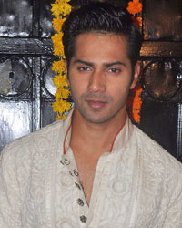 Varun Dhawan at Ekta Kapoor Diwali Bash 2013