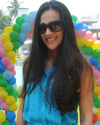 Tara Sharma at Flower Petal Holi for C Kids