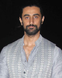 Kunal Kapoor at Hrithik Roshan Diwali Bash