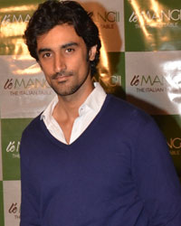 Kunal Kapoor at Le Mangii Launch Party