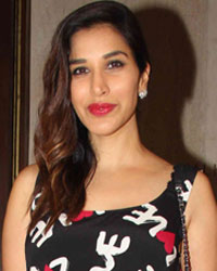 Sophie Choudry at Manish Malhotra Birthday Bash