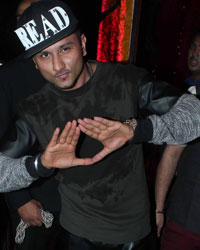 Yo Yo Honey Singh at Mehndi Ceremony of Timmy`s Niece