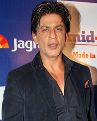 Shah Rukh Khan at Mid Day Newspaper Relaunch Party