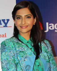 Sonam Kapoor at Mid Day Newspaper Relaunch Party