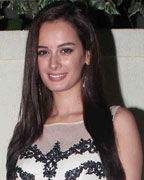 Evelyn Sharma Evelyn Sharma