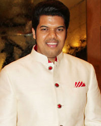 Prabodh Davkhare