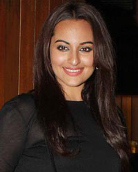 Sonakshi Sinha at R Rajkumar Completion Party