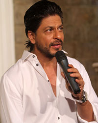 Shah Rukh Khan Celebrates 48th Birthday