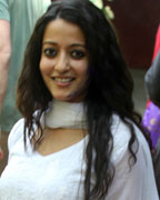 Raima Sen at Shabana Azmi Holi Celebrations