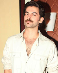 Neil Mukesh at Shiva Stylo Turns 25