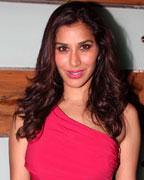 Sophie Choudhary at Shootout At Wadala Success Bash