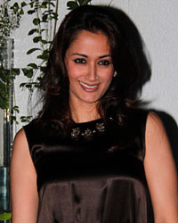 Gayatri Joshi at Simone Khan Birthday Party