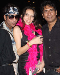 Rehan Shah, Sarah with Satish Reddy at Sunburn DJ Party Rehan Shah, Sarah with Satish Reddy at Sunburn DJ Party