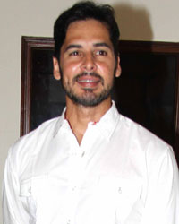 Dino Morea at Suresh Wadkar Birthday Party