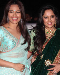 Sonakshi Sinha at Tulsi Kumar and Hitesh Wedding Reception