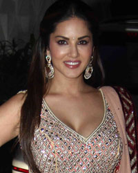 Sunny Leone at Tulsi Kumar and Hitesh Wedding Reception