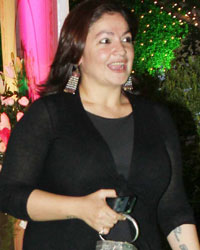 Shah Rukh Khan, Mahesh Bhatt and Pooja Bhatt Shah Rukh Khan, Mahesh Bhatt and Pooja Bhatt