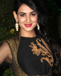 Sonal Chauhan at Vishesh Bhatt Wedding Reception