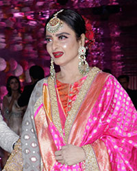 Rekha at Wedding Reception of Azhar Morani