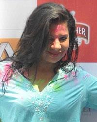 Sambhavna Seth at Zoom Holi Party 2014