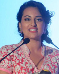 Sonakshi Sinha at 15th Mumbai Film Festival Opening