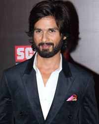 Shahid Kapoor at 20th Annual Life OK Screen Awards