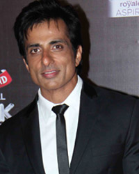 Sonu Sood at 20th Annual Life OK Screen Awards