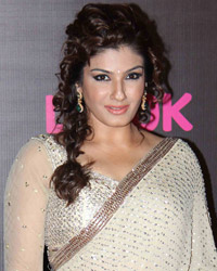 Raveena Tandon at 20th Annual Life OK Screen Awards