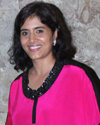 Sonali Kulkarni at 72 Mail Ek Pravas Screening