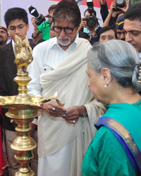Amitabh Bachchan and Jaya Bachchan Amitabh Bachchan and Jaya Bachchan