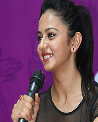 Rakul Preet Singh at Alegria The Festival of Joy 2014