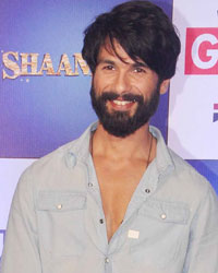 Shahid Kapoor at Alia and Shahid Promote Shandaar