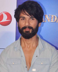 Shahid Kapoor at Alia and Shahid Promote Shandaar