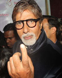 Amitabh Bachchan at Amitabh Inaugurates Skin Care Clinic