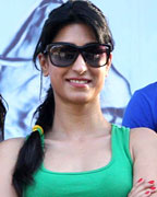 Hrishita, Ekta, Rima, Urvashi, Shekhar and Liza Malik