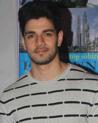 Sooraj Pancholi at Animal Adoption Drive