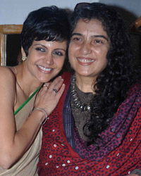 Mandira Bedi at Araaish Exhibition