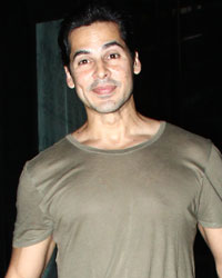 Dino Morea at Arjun and Suzzane Spotted Together