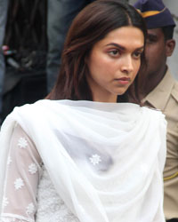 Deepika Padukone at Ashok Chopra Funeral