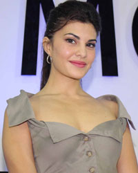 Jacqueline Fernandez at Autocar Performance Show 2013