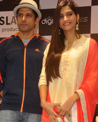 Farhan Akhtar and Sonam Kapoor Farhan Akhtar and Sonam Kapoor