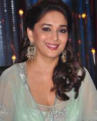 Madhuri Dixit at Bhaag Milkha Bhaag Movie Promotion