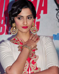 Sonam Kapoor at Bhaag Milkha Bhaag Trailer and Music Launch