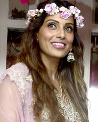 Bipasha Basu at Bipasha Basu and Karan Singh Grover Mehendi