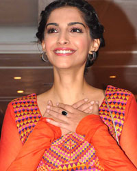 Sonam Kapoor at Birla Sun Life Associate with Bhaag Milkha Bhaag